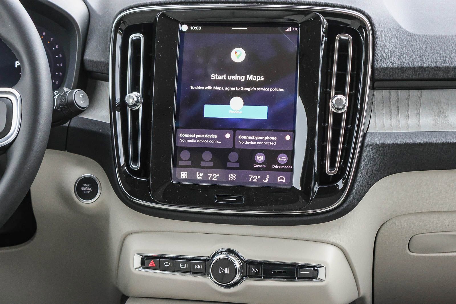 New 2026 Volvo XC40 B5 Plus w/ Protection Package Premier image 24