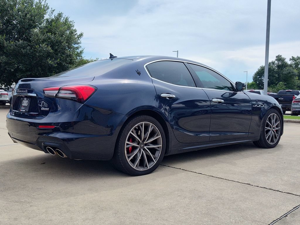 Used 2023 Maserati Ghibli Modena RWD image 9
