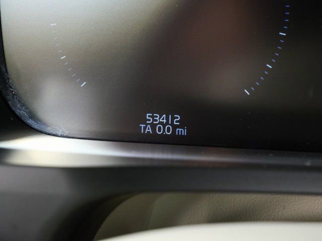 Used 2020 Volvo XC90 T6 Inscription w/ Protection Package Premier image 12