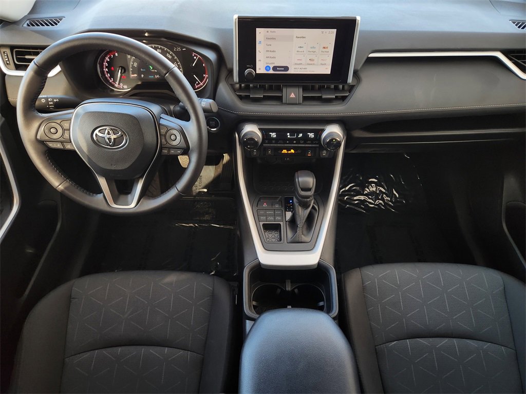 Used 2024 Toyota RAV4 XLE image 24