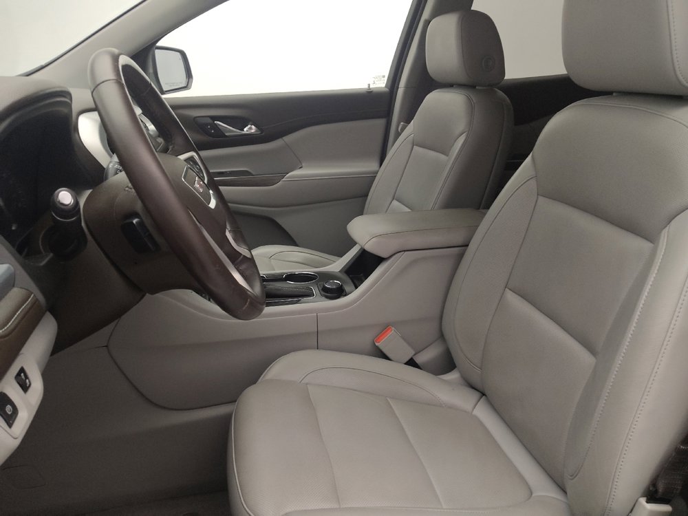 Used 2019 GMC Acadia SLT image 17