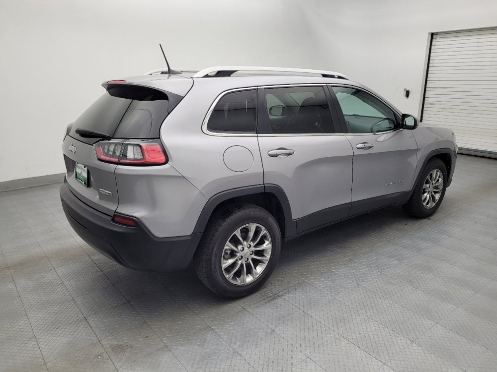 Used 2021 Jeep Cherokee Latitude Plus w/ Sun & Sound Group FWD image 10