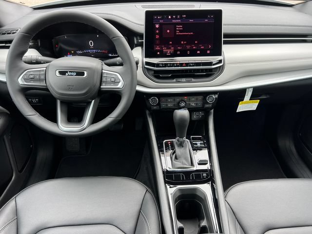 New 2026 Jeep Compass Limited AWD/4WD image 3