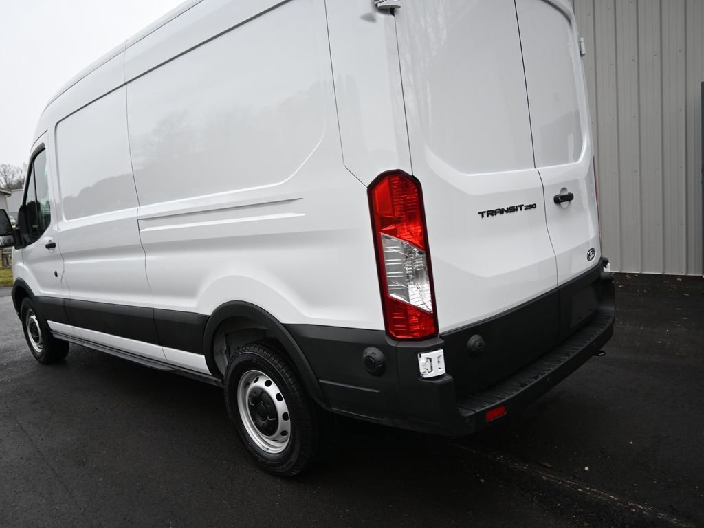 New 2026 Ford Transit 250 148 Medium Roof w/ Load Area Protection Package image 29