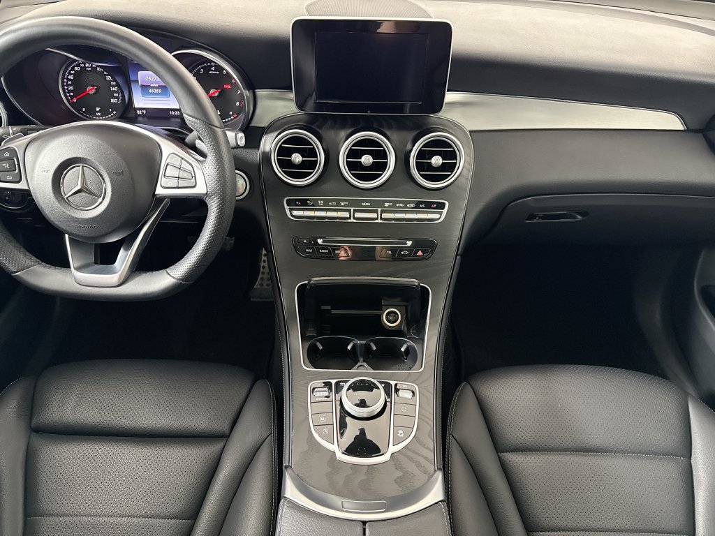 Used 2019 Mercedes-Benz GLC 300 image 14
