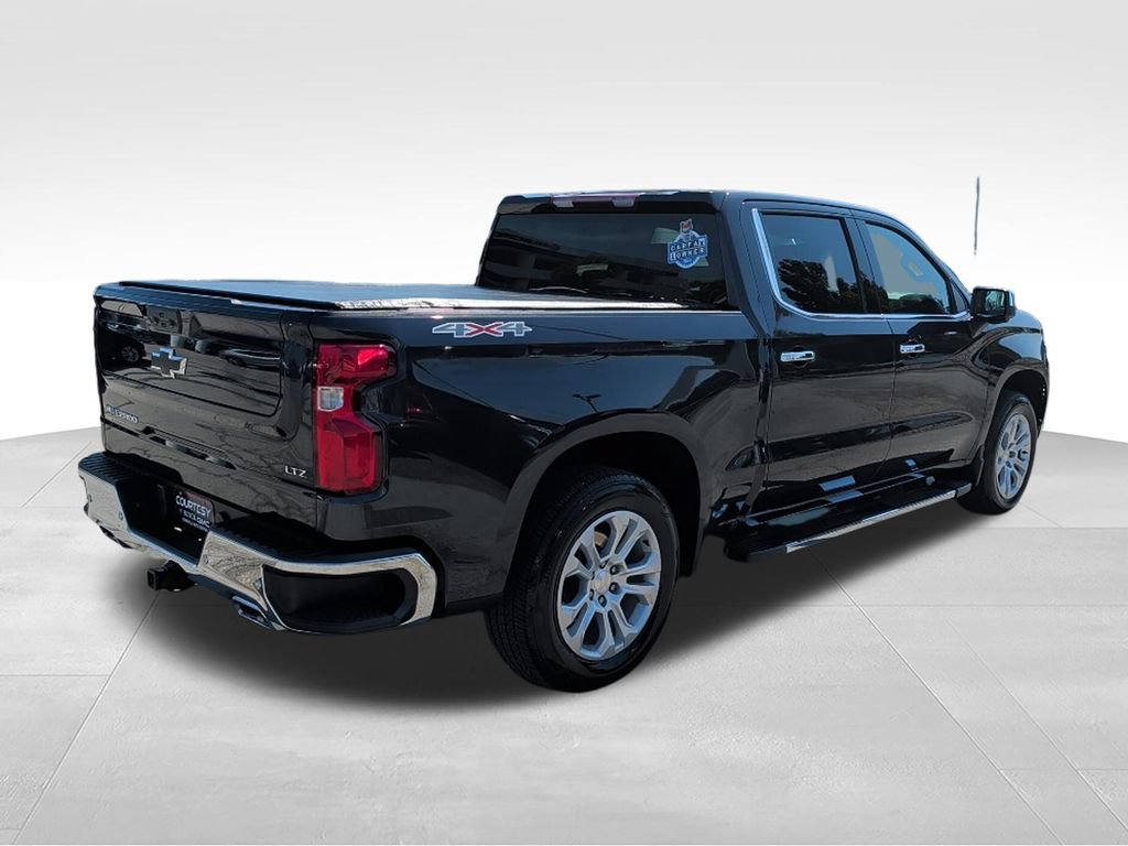 Used 2023 Chevrolet Silverado 1500 LTZ AWD/4WD image 5