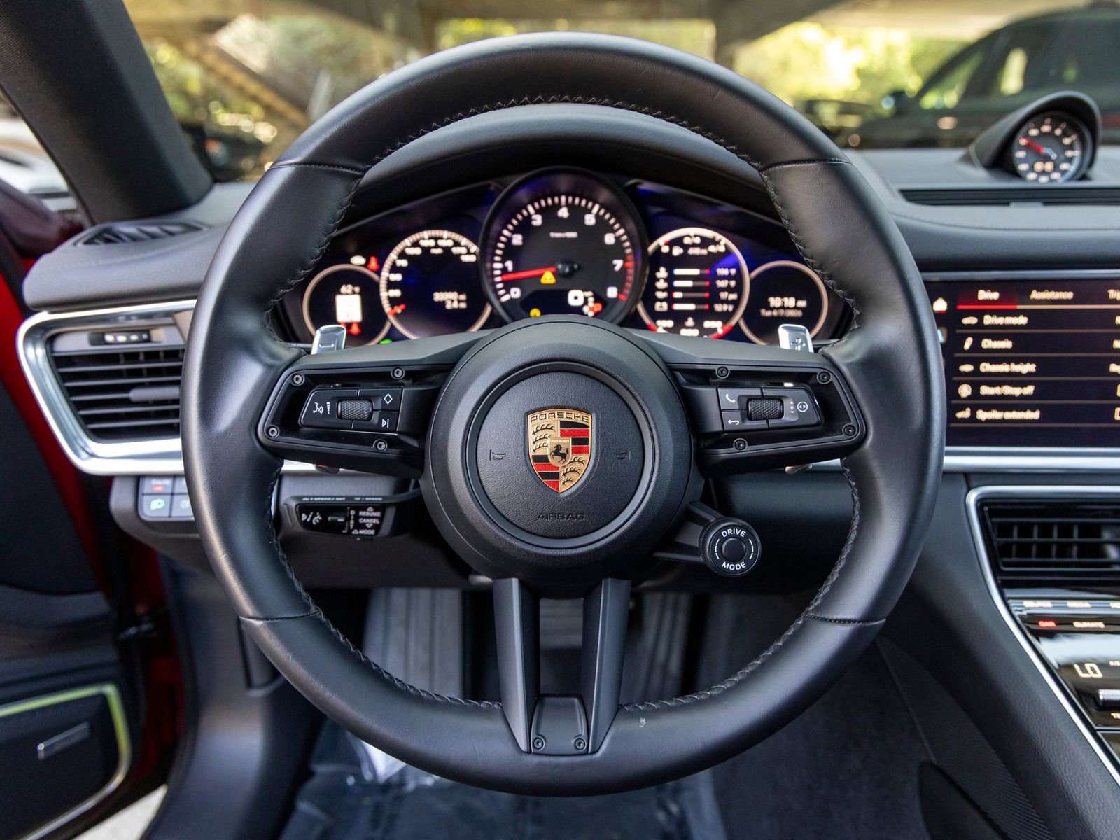 Certified 2023 Porsche Panamera Platinum Edition image 32