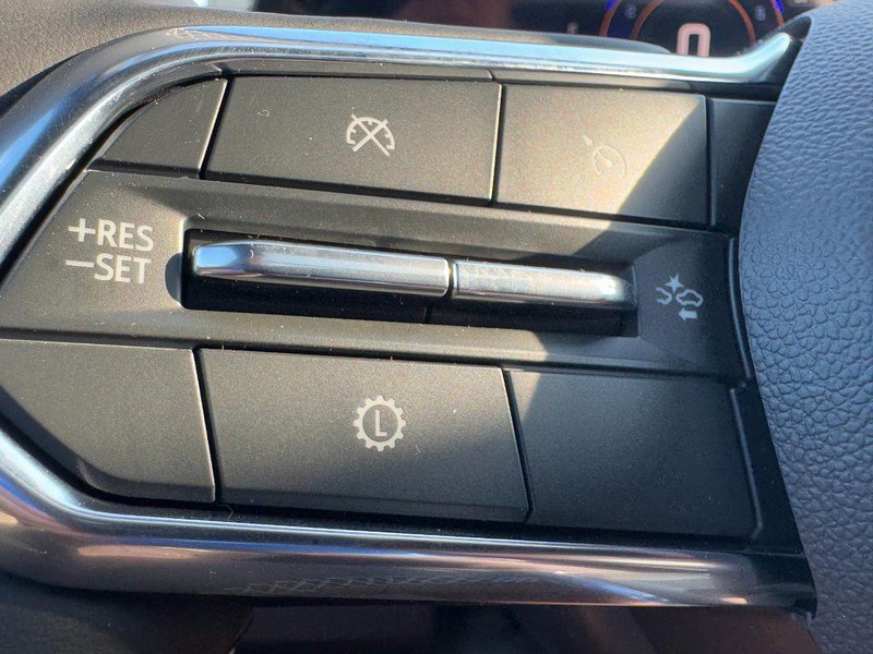 New 2026 Chevrolet Traverse LT w/ Sun and Wheel Package image 13