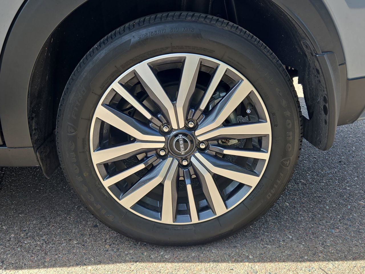 Used 2023 Nissan Kicks SV image 18