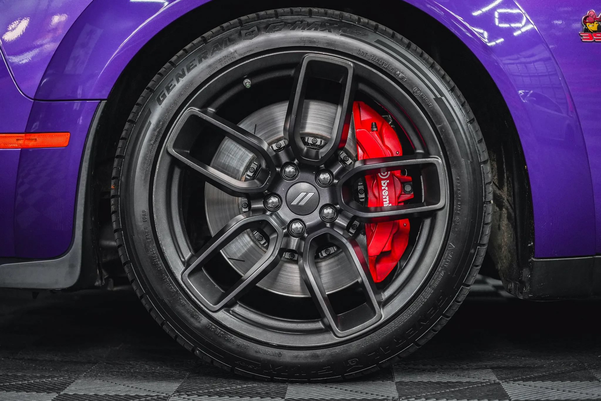Used 2019 Dodge Challenger R/T Scat Pack RWD image 16