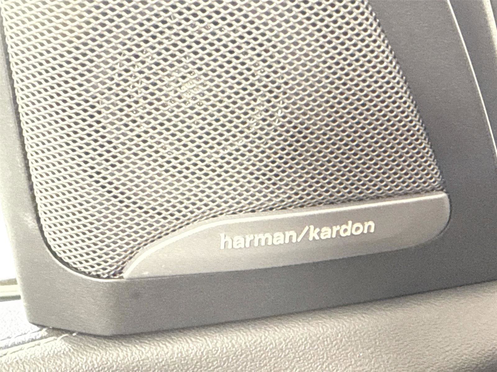 Used 2023 BMW X7 xDrive40i w/ Premium Package image 32