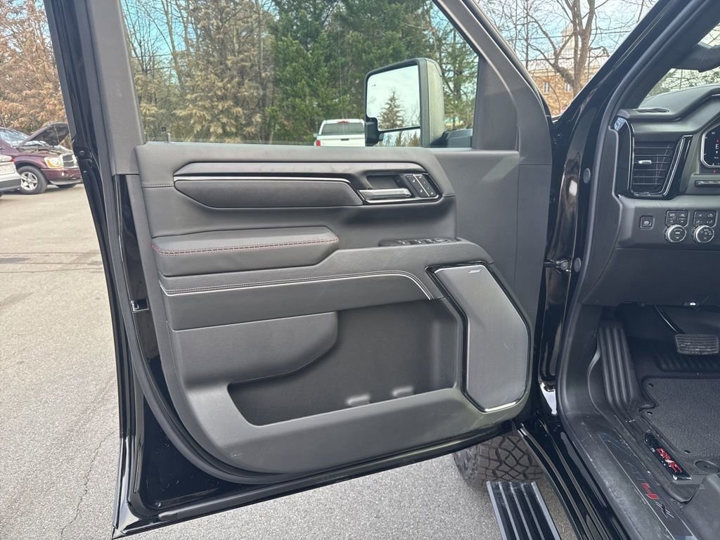 New 2026 GMC Sierra 2500 AT4X AWD/4WD image 20