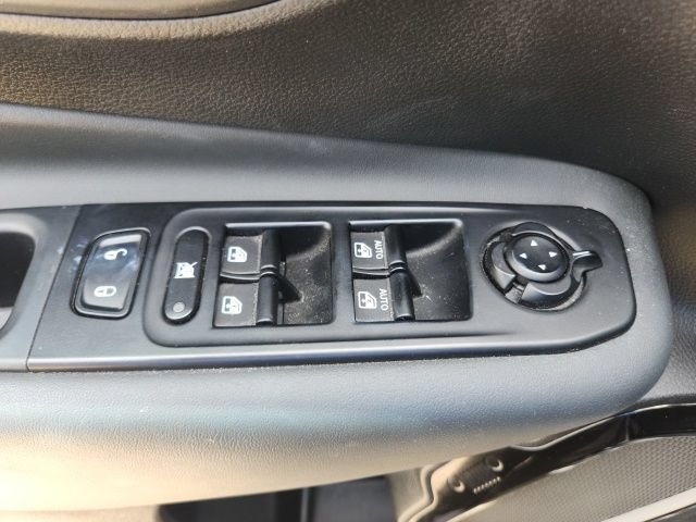 Used 2023 Jeep Renegade Altitude w/ Sun/Sound Group AWD/4WD image 26