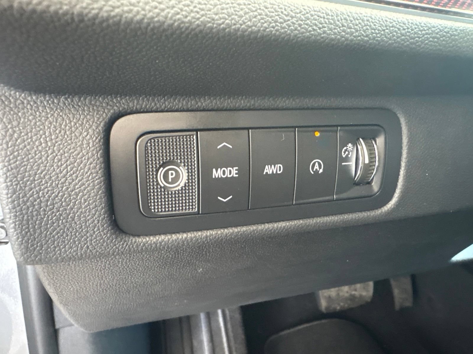 New 2027 Chevrolet Traverse RS AWD/4WD image 16