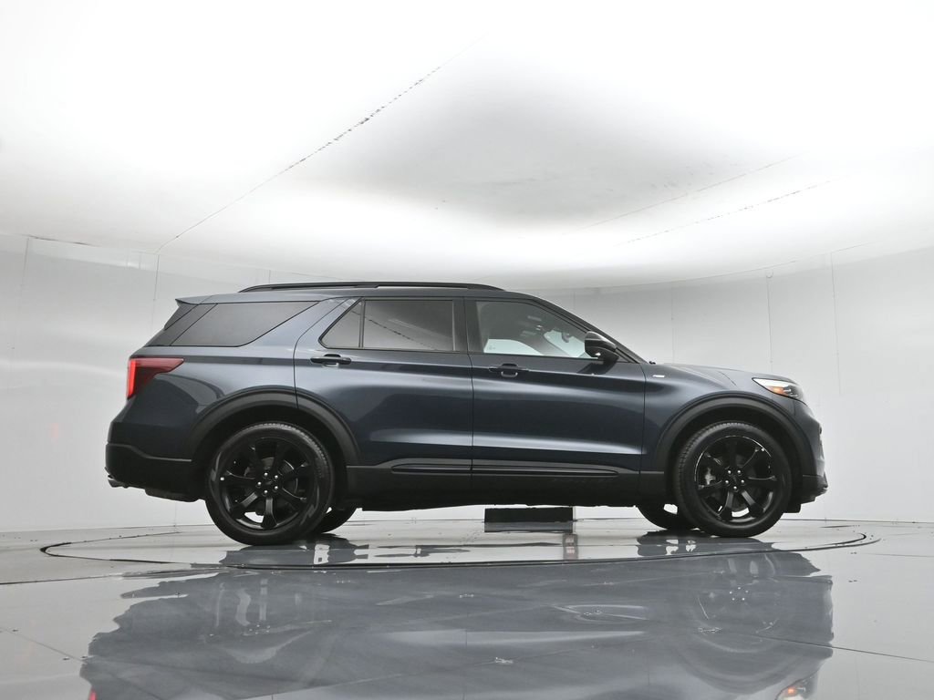 Used 2023 Ford Explorer ST-Line w/ Class IV Trailer Tow Package image 50