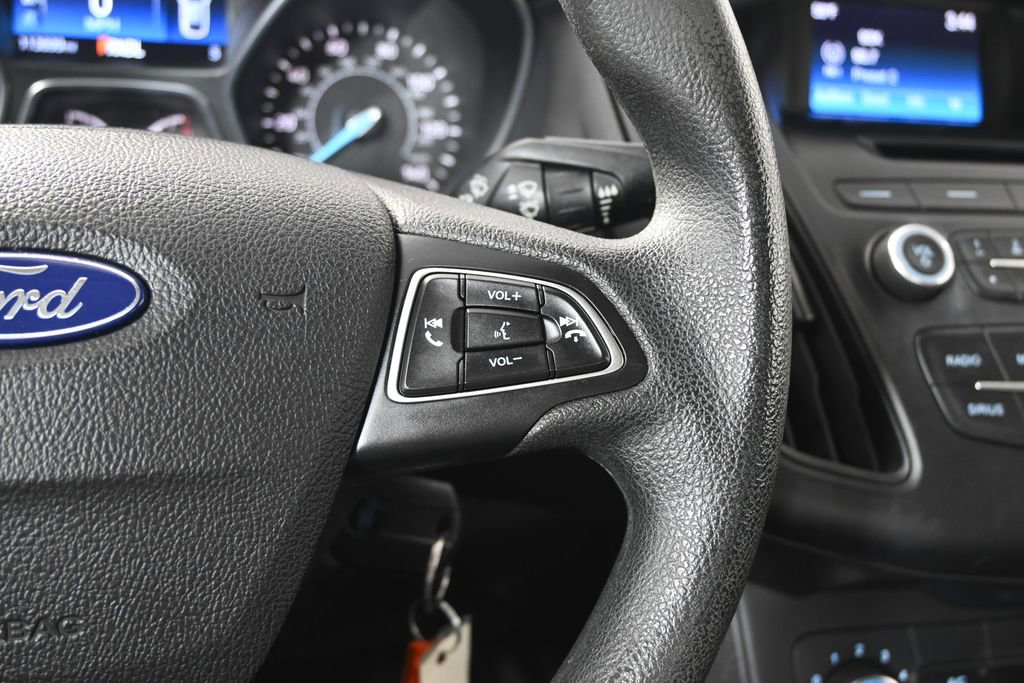 Used 2017 Ford Focus SE FWD image 33