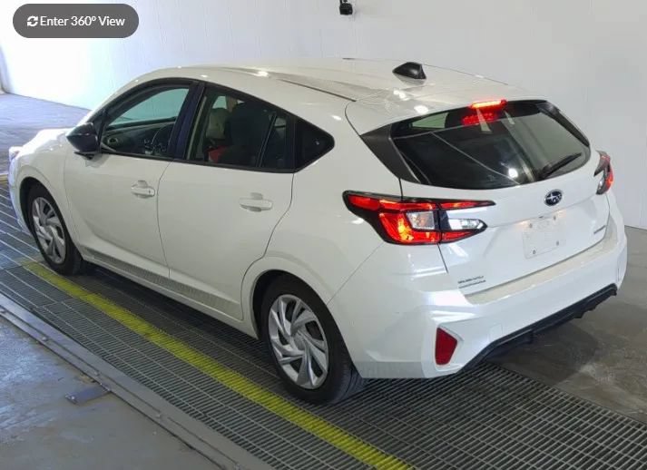 Used 2024 Subaru Impreza 2.0i AWD/4WD image 2