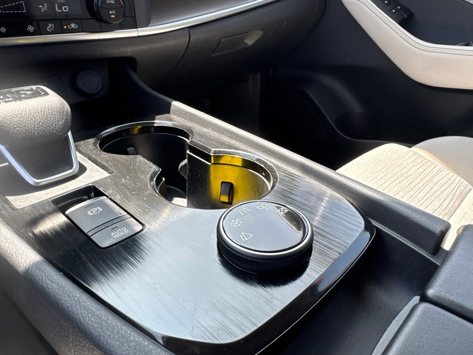 Certified 2023 Nissan Rogue SV AWD/4WD image 27