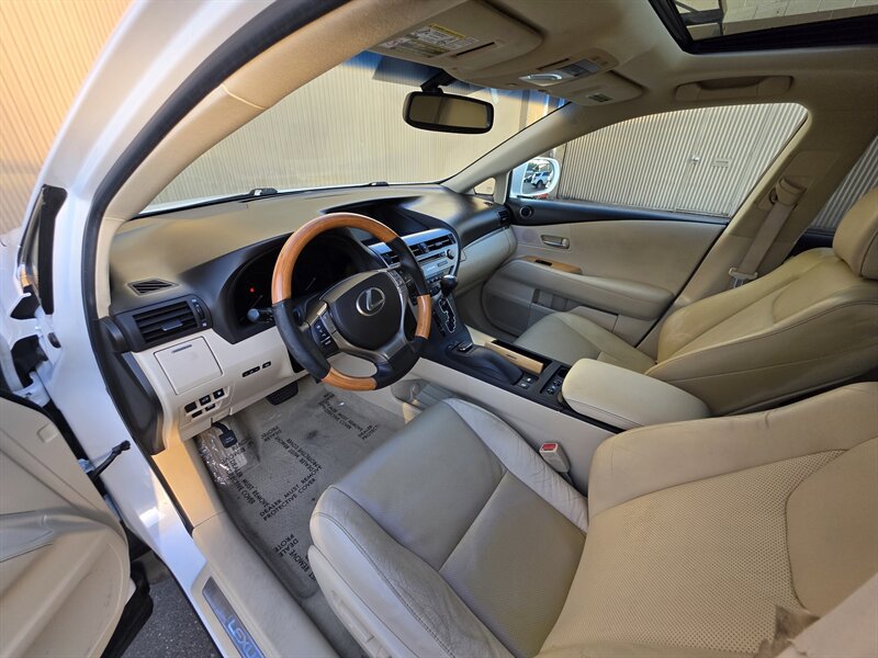 Used 2015 Lexus RX 450h FWD image 14