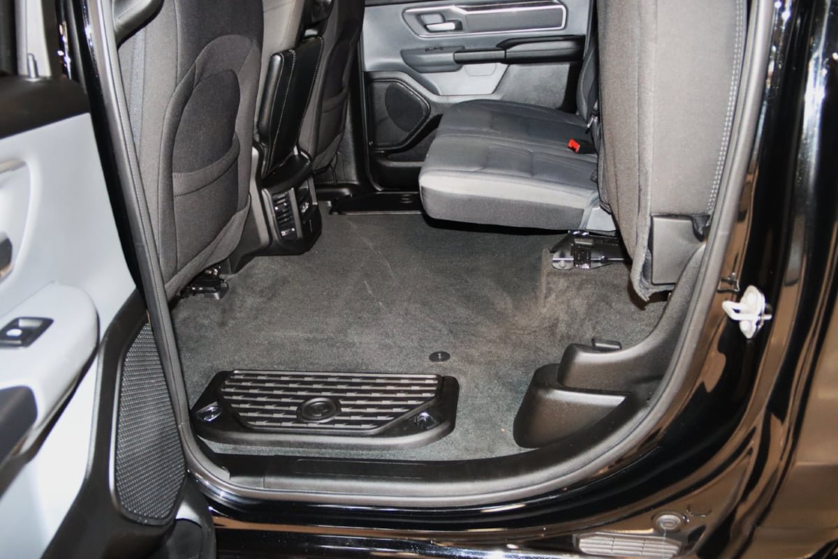 Used 2023 RAM 1500 Big Horn AWD/4WD image 38