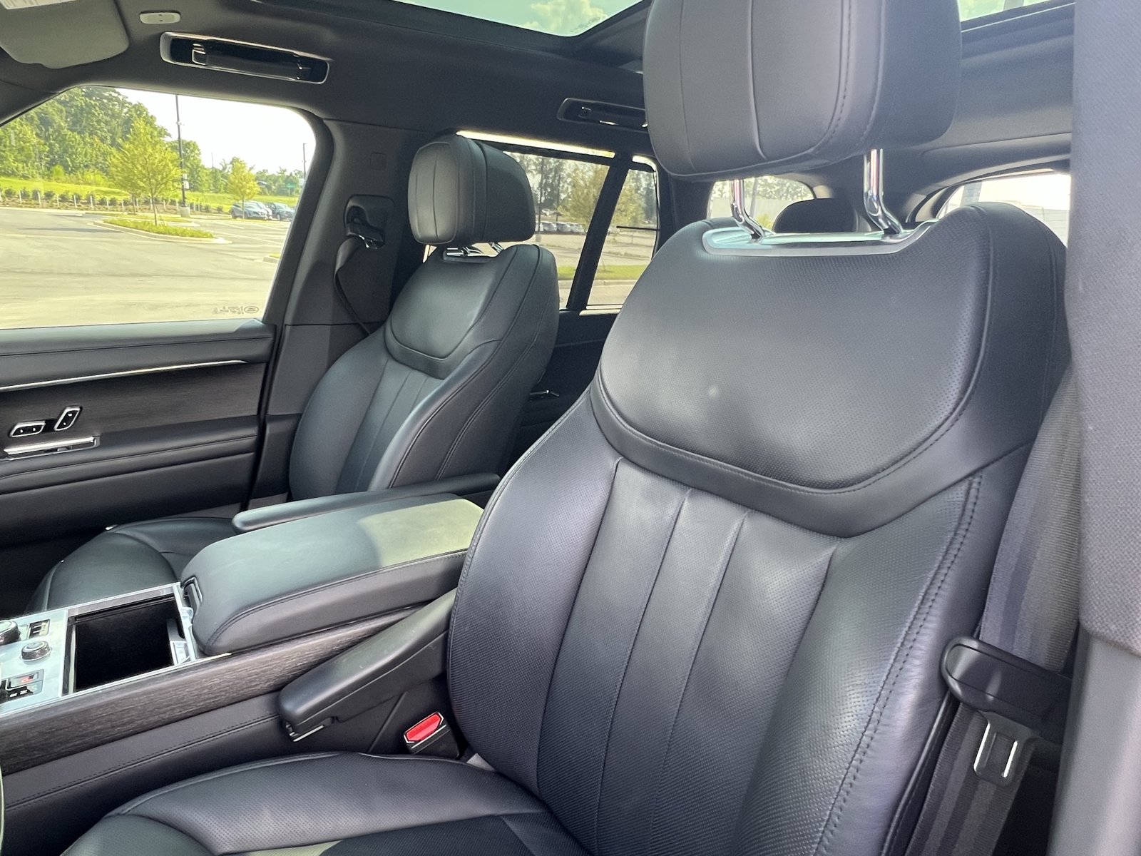 Used 2023 Land Rover Range Rover SE AWD/4WD image 15
