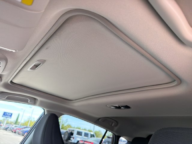 New 2027 Subaru Crosstrek 2.5i Premium AWD/4WD image 18