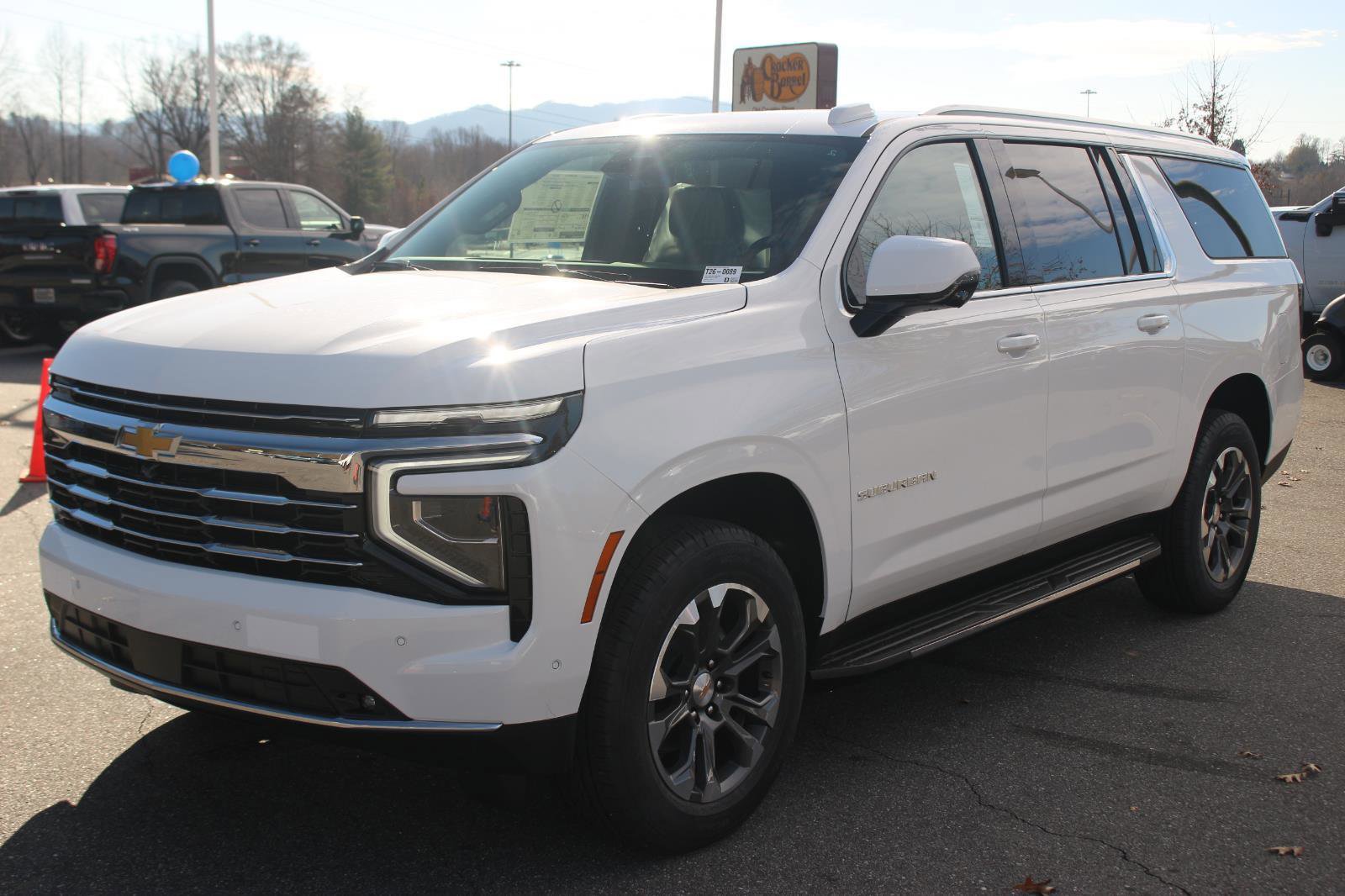 New 2026 Chevrolet Suburban LT w/ Comfort Package image 3