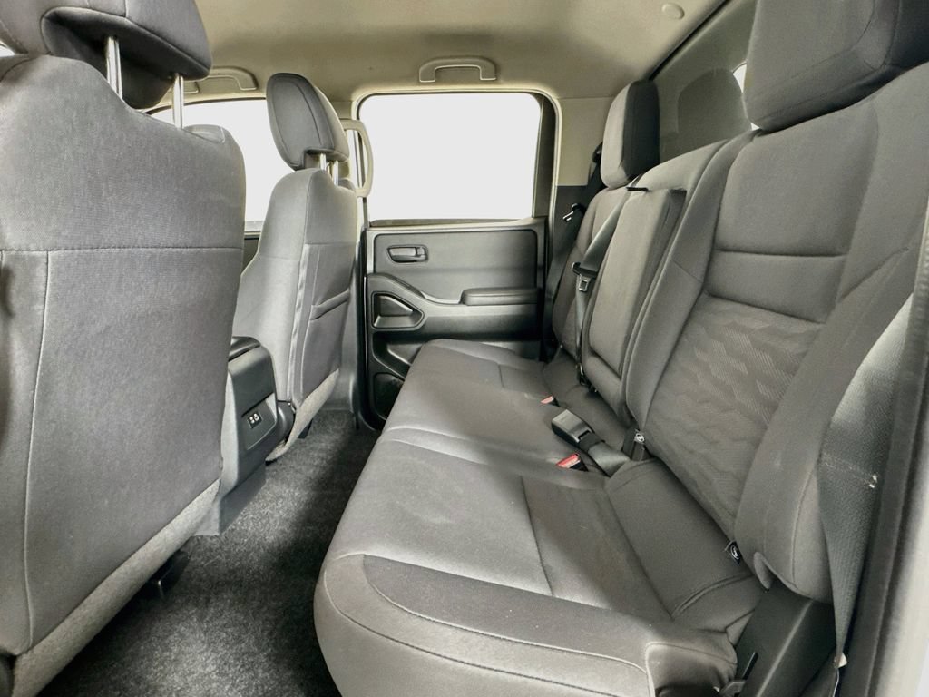 Used 2022 Nissan Frontier S w/ Technology Package AWD/4WD image 10