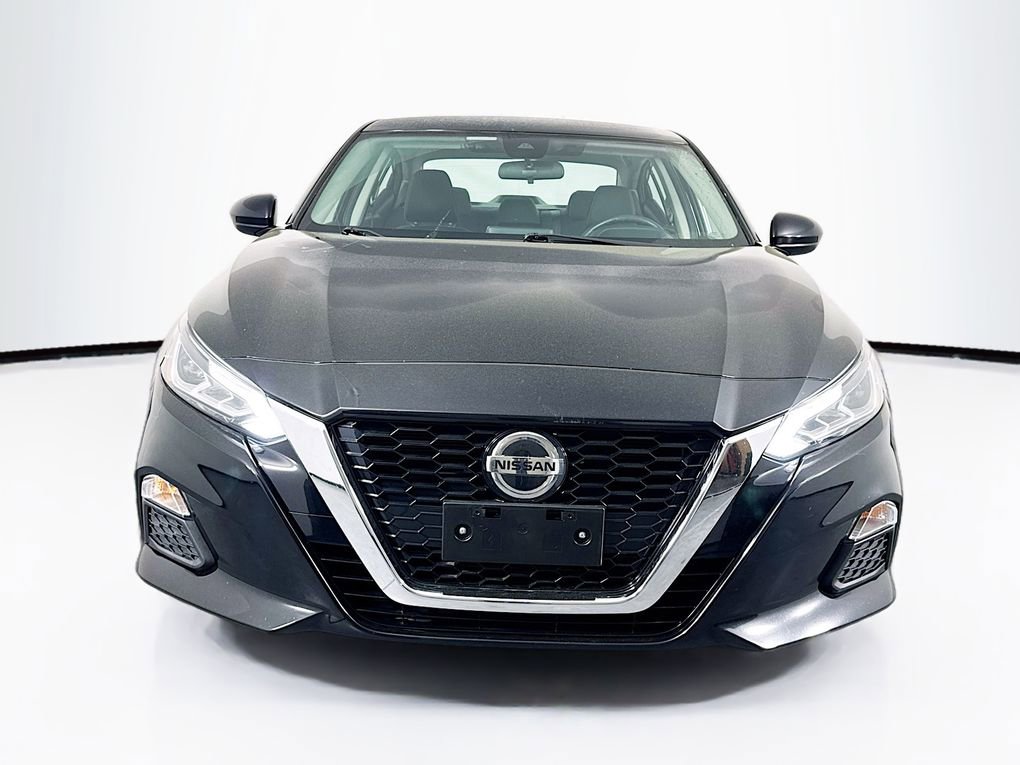 Used 2021 Nissan Altima 2.5 SV image 2