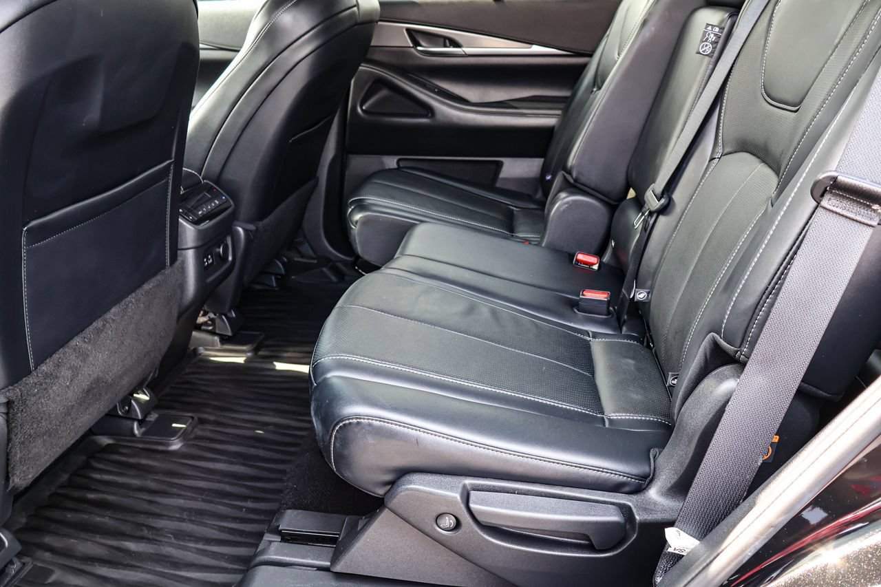 Used 2023 INFINITI QX60 Luxe w/ Cargo Package FWD image 33