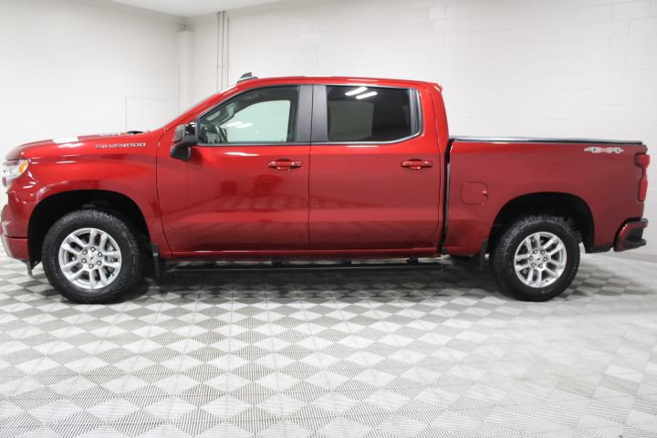 Used 2023 Chevrolet Silverado 1500 RST w/ Protection Package AWD/4WD image 8