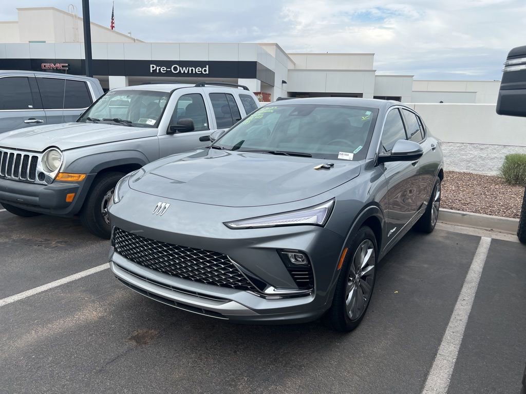 Used 2025 Buick Envista Avenir image 1