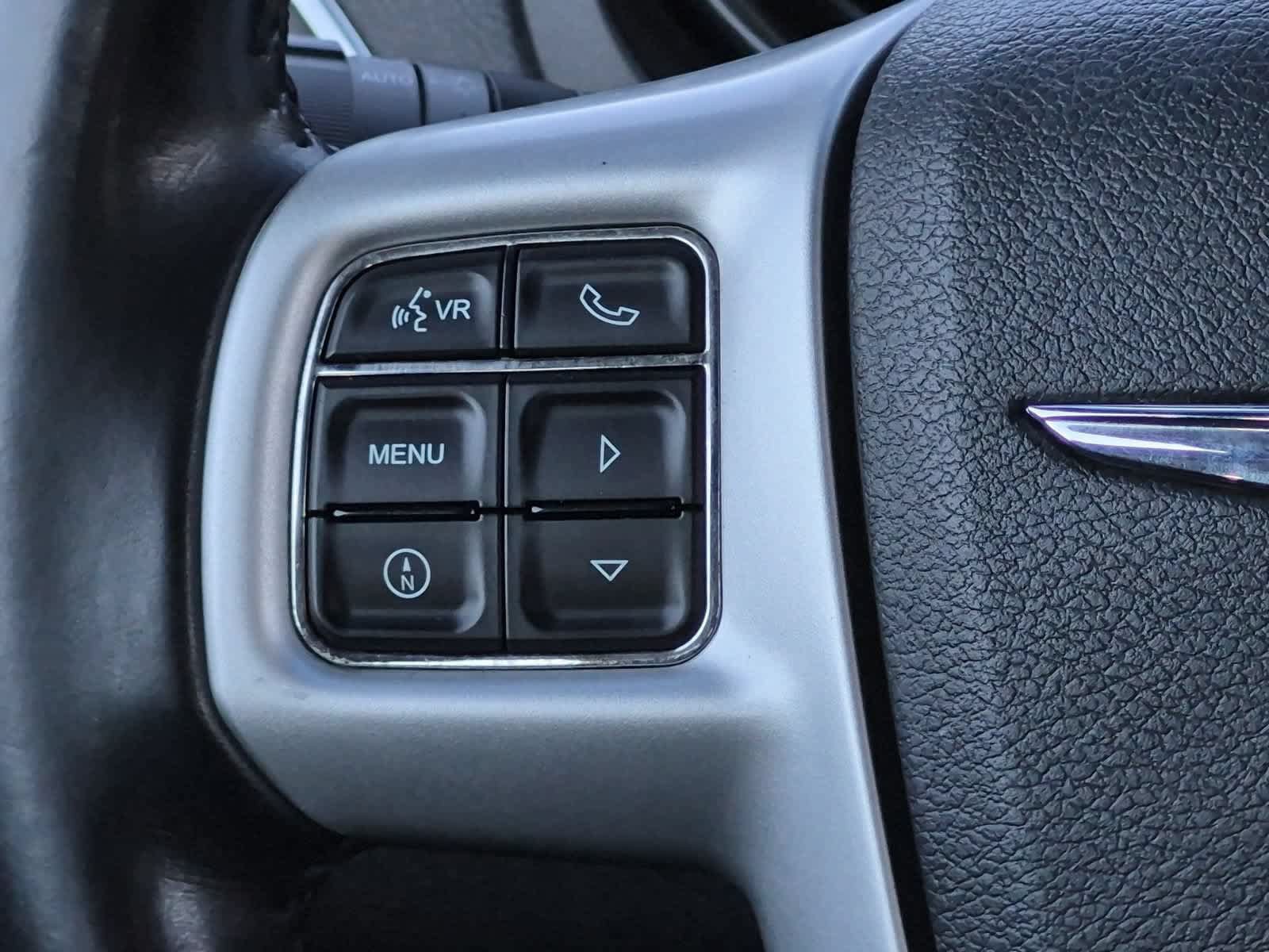 Used 2013 Chrysler 200 Limited FWD image 23