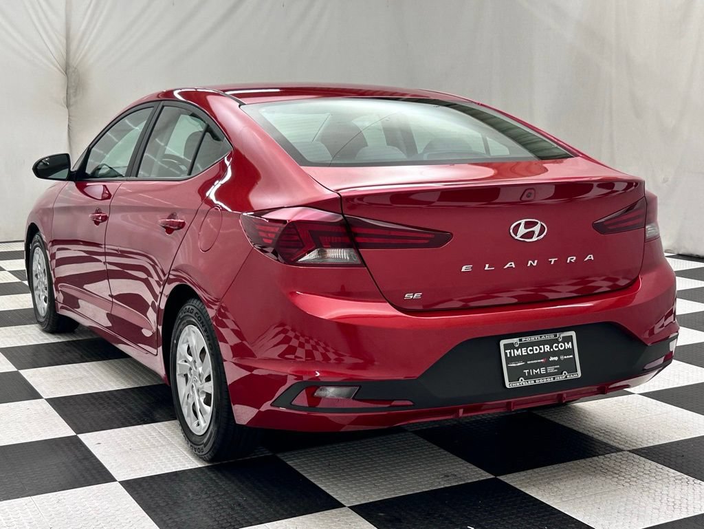 Used 2019 Hyundai Elantra SE FWD image 5
