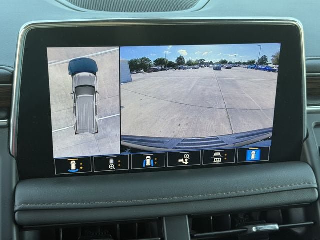 Used 2021 Chevrolet Suburban High Country AWD/4WD image 17