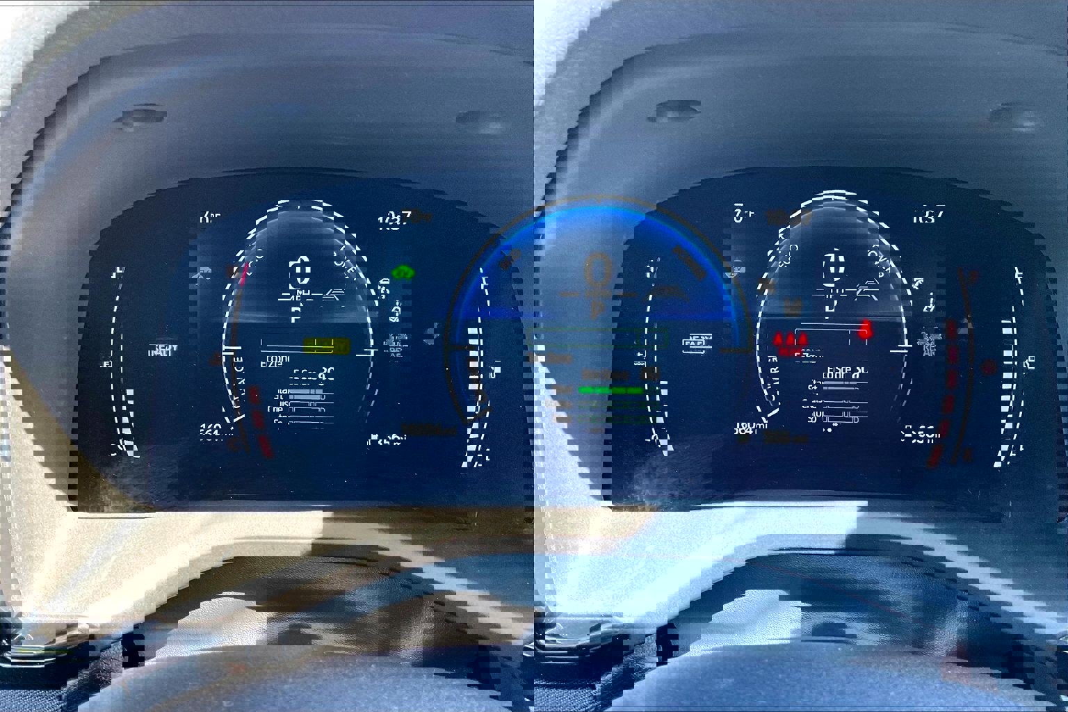 Used 2025 Toyota Camry LE FWD image 19