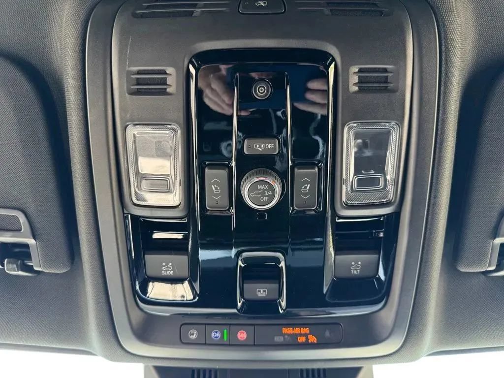 New 2026 Cadillac Escalade Sport w/ Touring Package AWD/4WD image 34