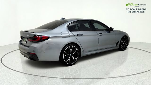 Used 2023 BMW 530i w/ M Sport Package RWD image 9