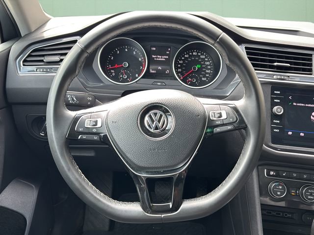 Used 2020 Volkswagen Tiguan SE FWD image 26