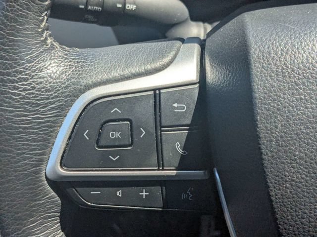 Used 2024 Toyota Sienna XLE FWD image 25