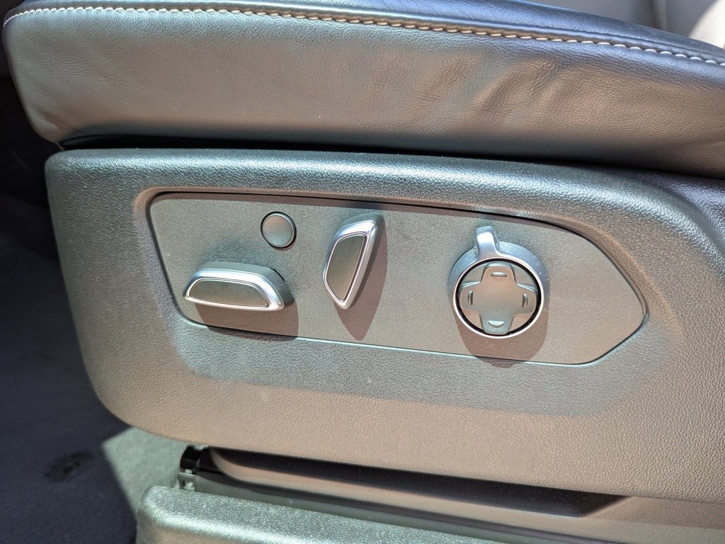 Used 2023 Cadillac Escalade V image 26
