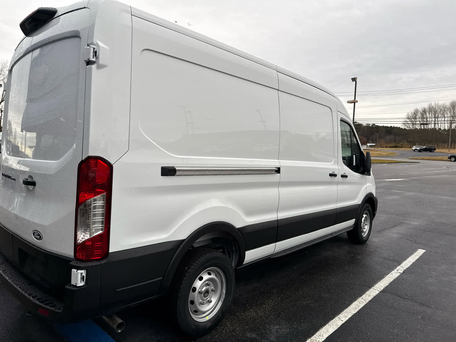 Used 2025 Ford Transit 350 148 High Roof Extended w/ Load Area Protection Package image 19