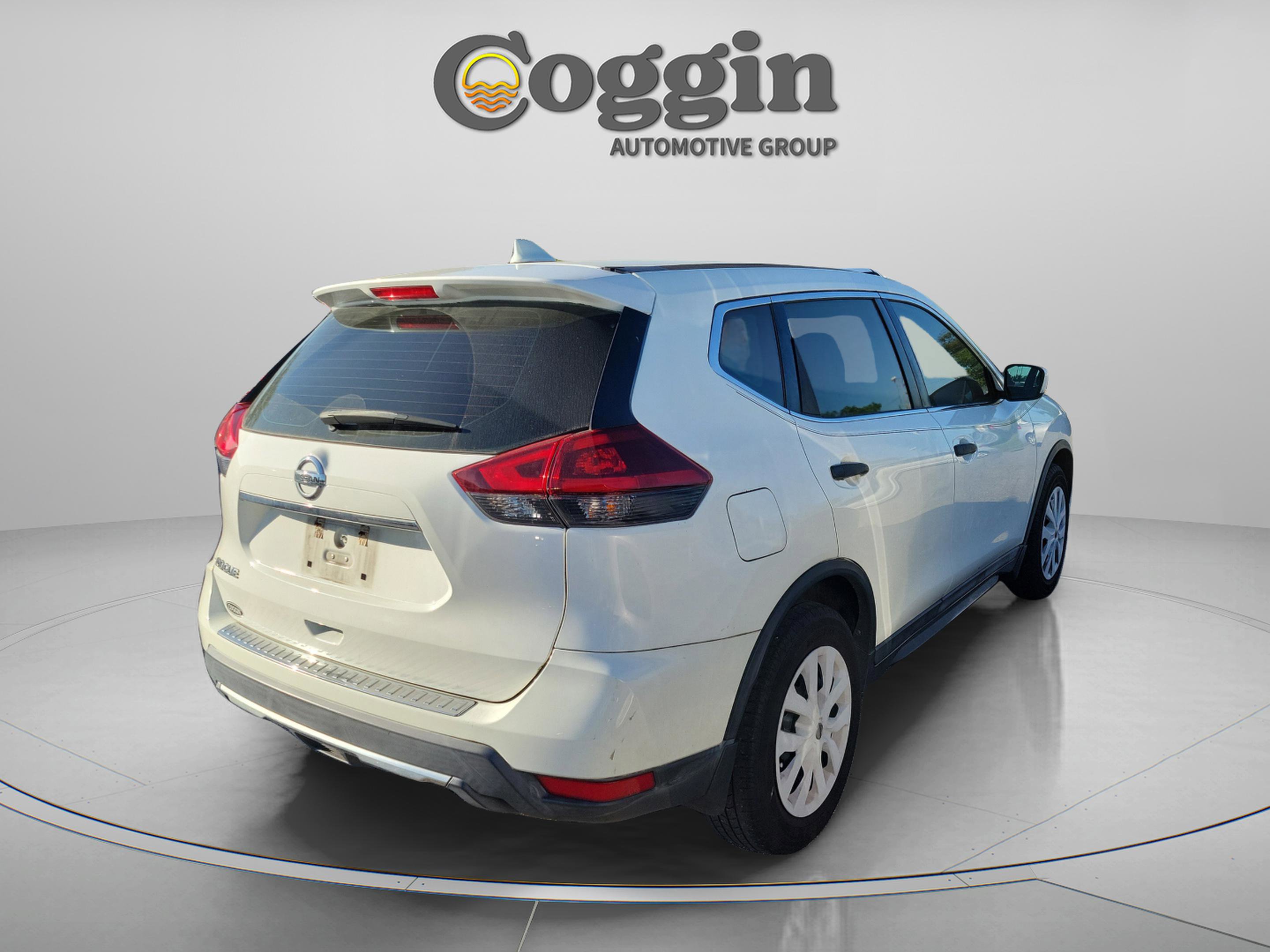 Used 2018 Nissan Rogue S FWD image 7