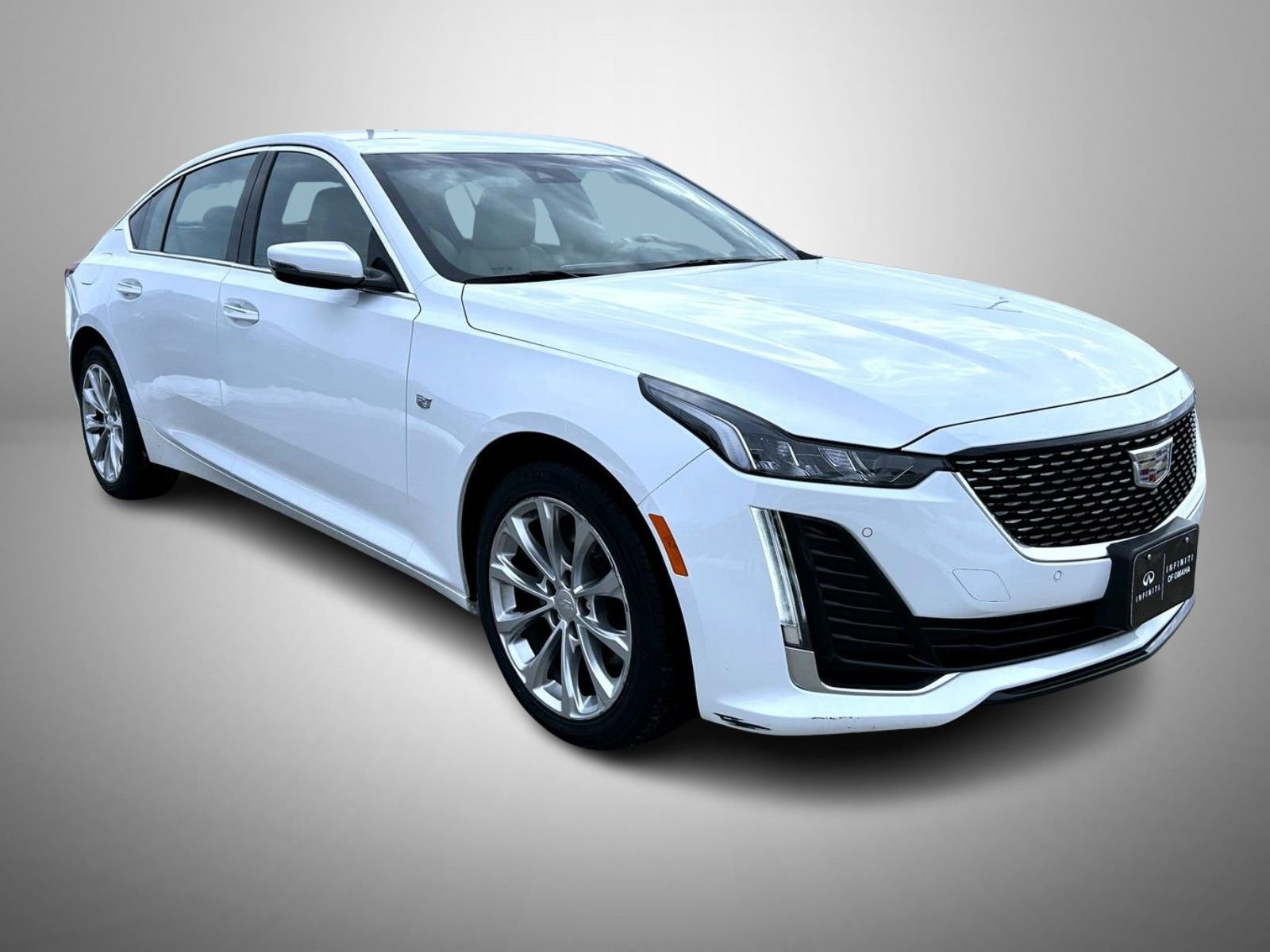 Used 2023 Cadillac CT5 Luxury image 3