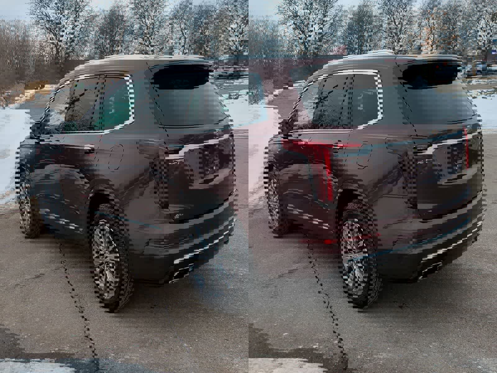 Used 2022 Cadillac XT6 Premium Luxury image 6