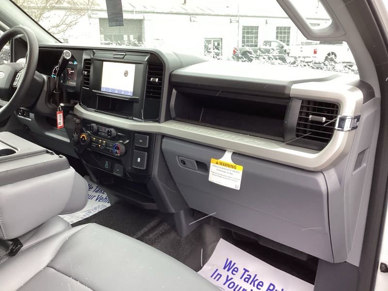 New 2026 Ford F550 4x4 SuperCab Super Duty w/ XL Chrome Package image 17