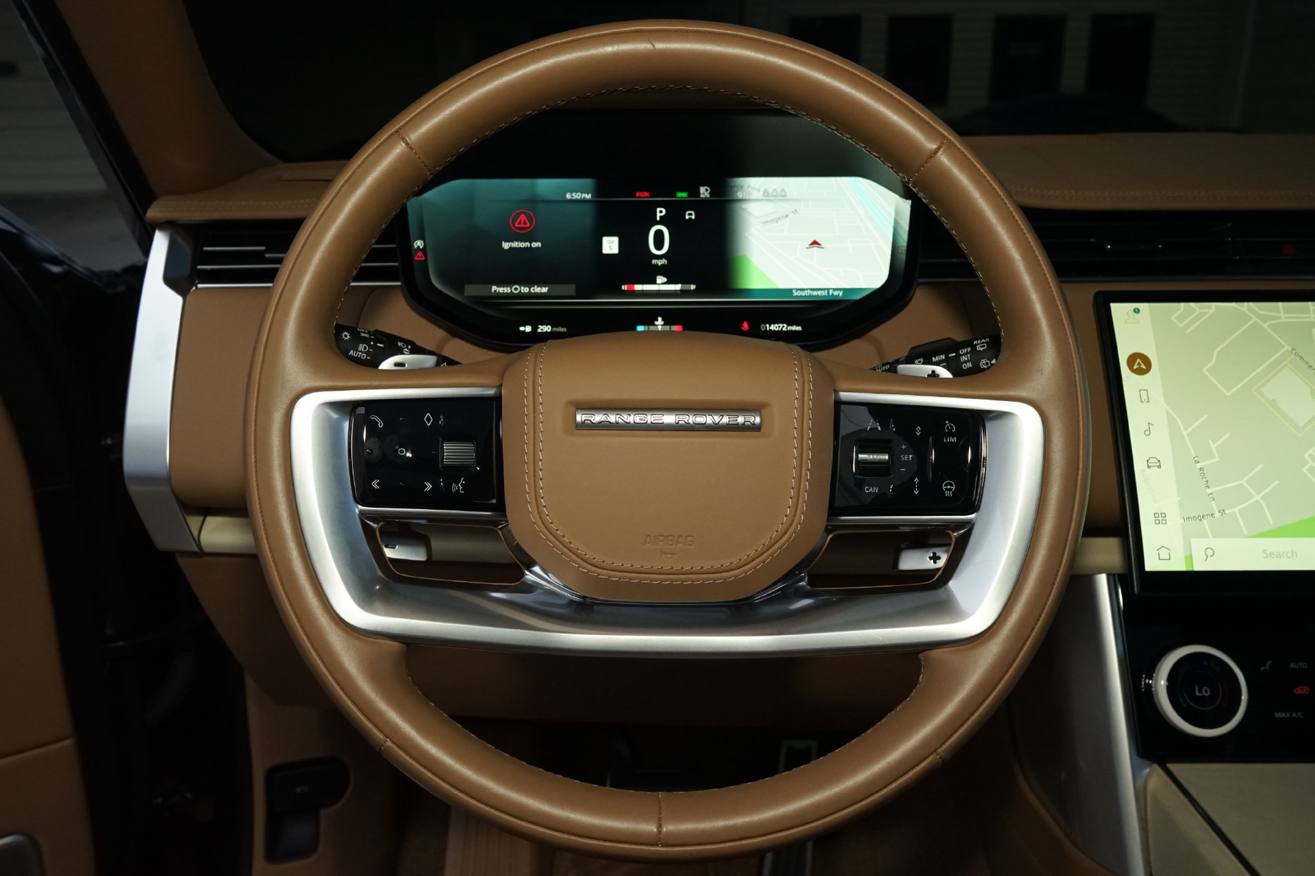 Used 2023 Land Rover Range Rover SV AWD/4WD image 11
