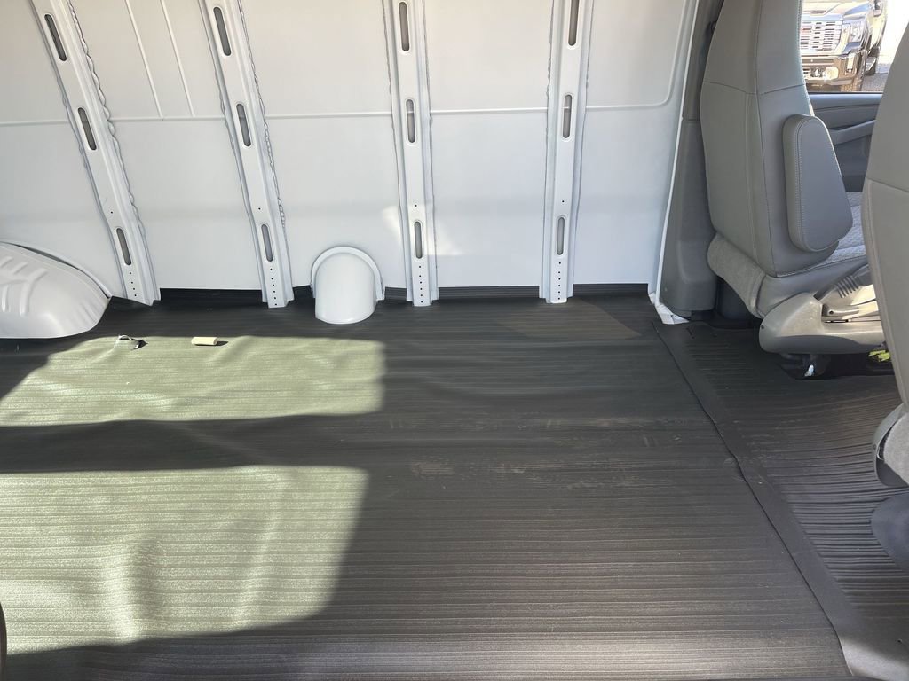 New 2025 GMC Savana 2500 Extended w/ Driver Convenience Package image 26