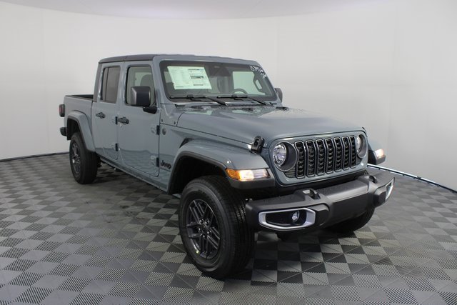 New 2026 Jeep Gladiator Sport image 23