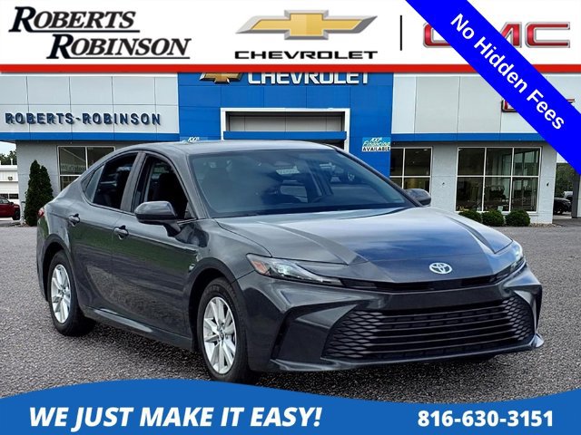 Used 2025 Toyota Camry LE FWD image 1